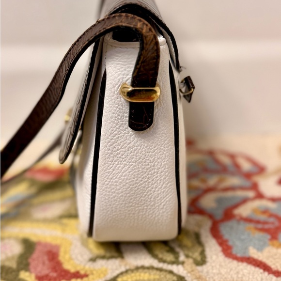 BALLY Vintage Two-Tone Leather Crossbody W/ Brown Croc Flap & Whte Pebbled Body - Picture 3 of 16